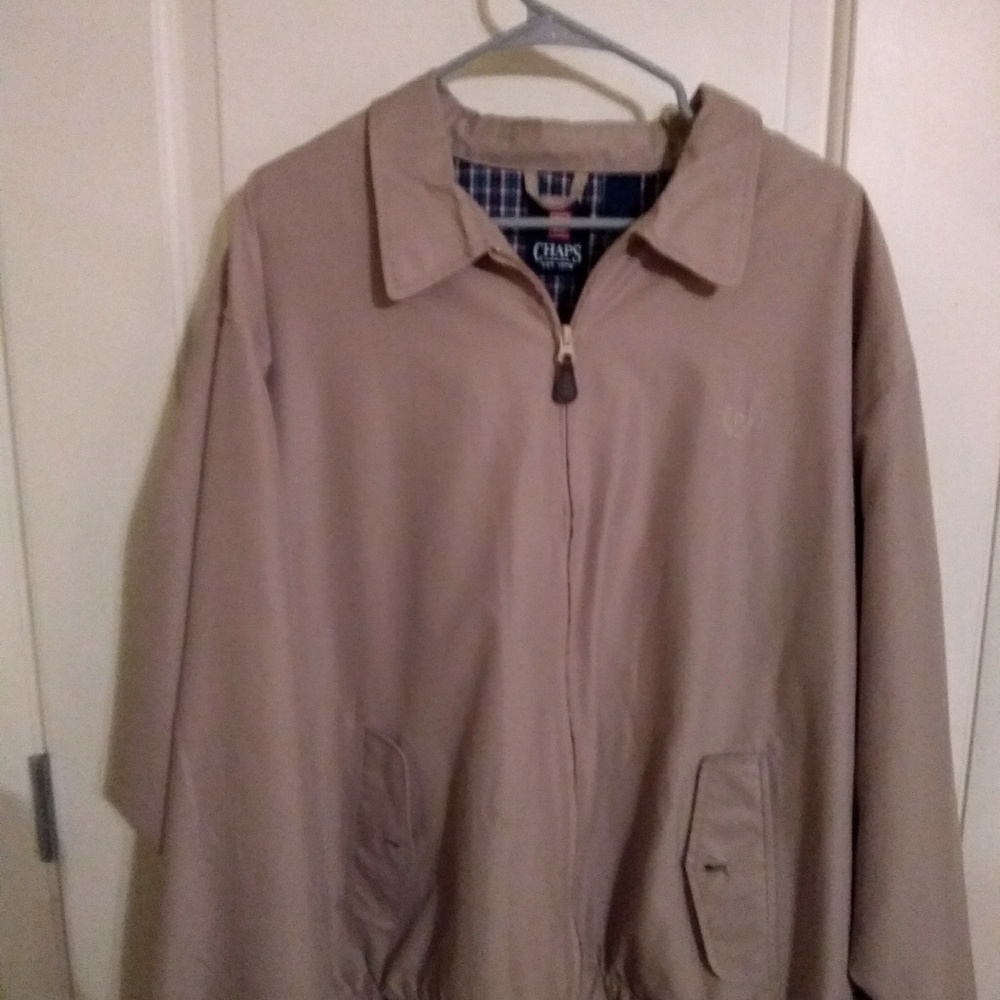 CHAPS RALPH LAUREN LIGHT WEIGHT JACKET